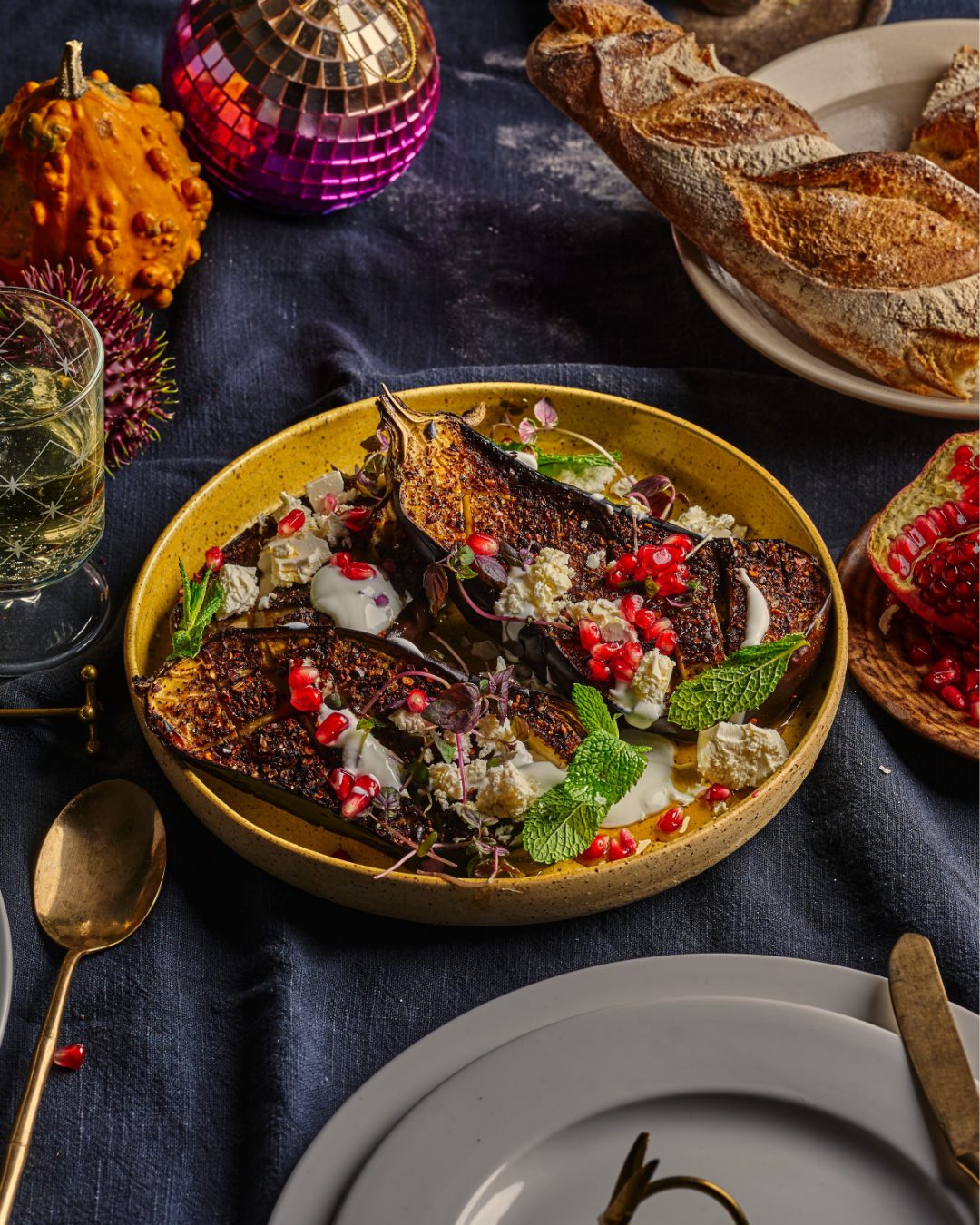 Aubergine en granaatappel