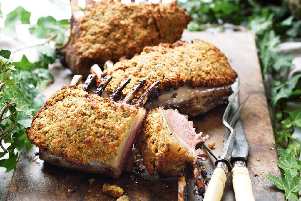 lamsrack met kruidenkorst